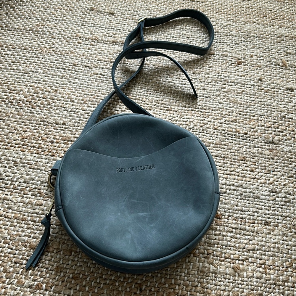 Portland Leather Circle Crossbody in Storm Grey Suede